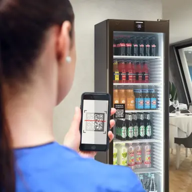 Self-Checkout Kühlschrank mit Option Bezahlung via App