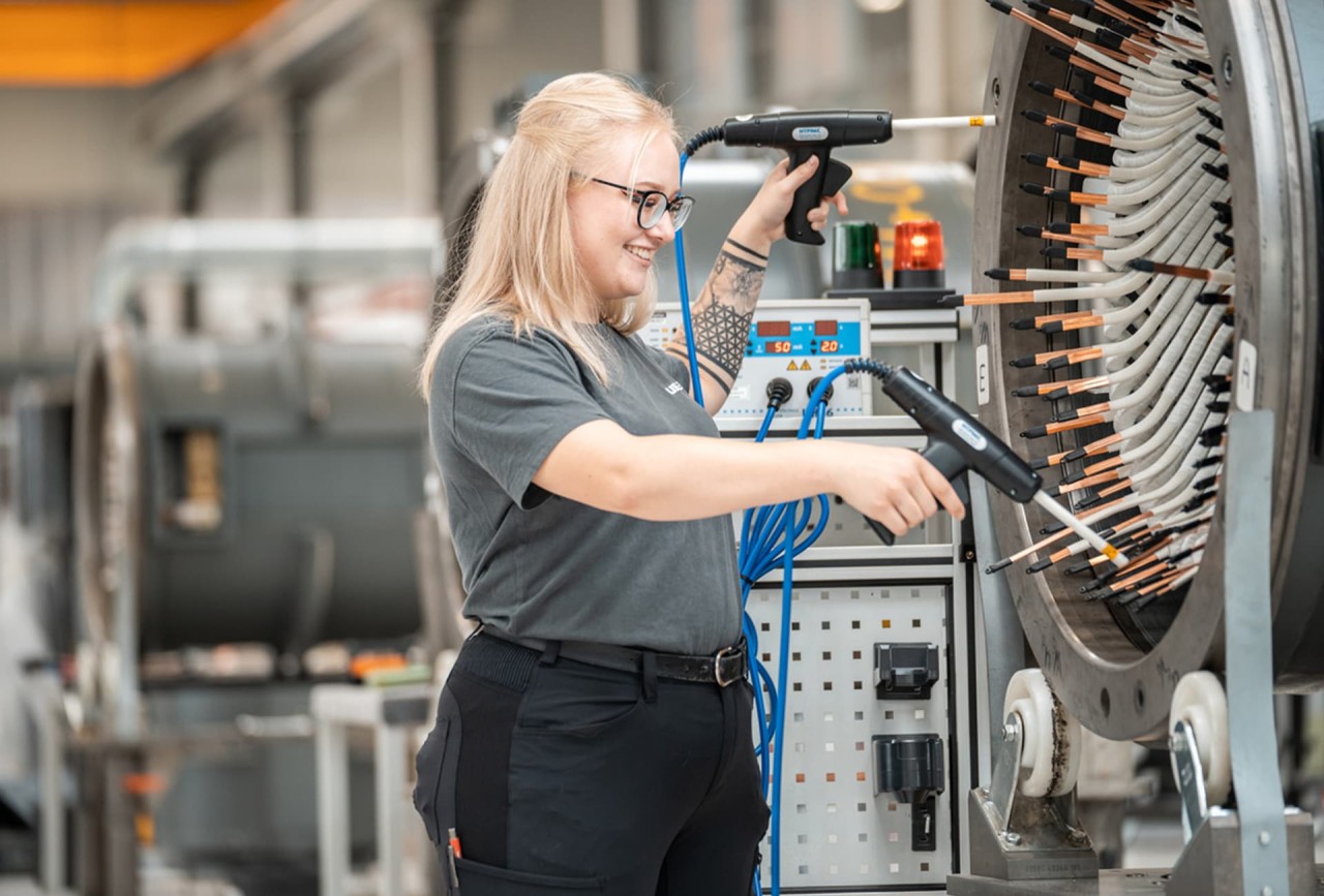 liebherr-careers-biberach-elektroniker-für-Maschinen-und Antriebstechnik