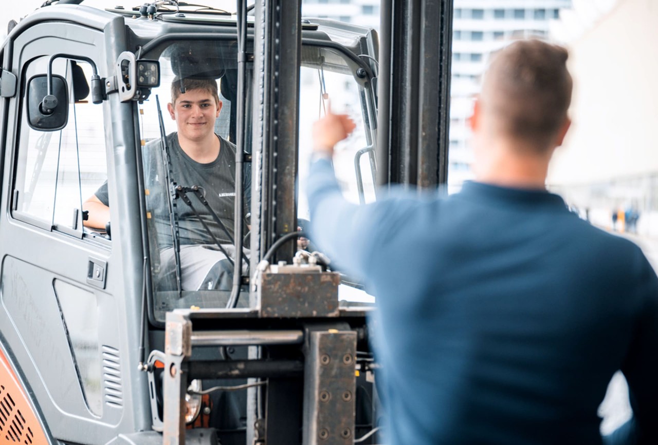 liebherr-careers-biberach-fachkraft-für-lagerlogistik