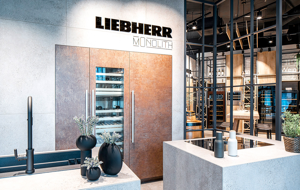 liebherr_annual_report_2020_highlight_Monobrand_Aug_2