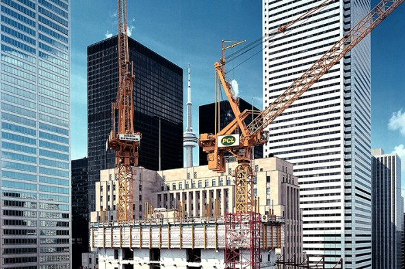 liebherr-500hc-l-climbing-crane-scotia-plaza-toronto-1985