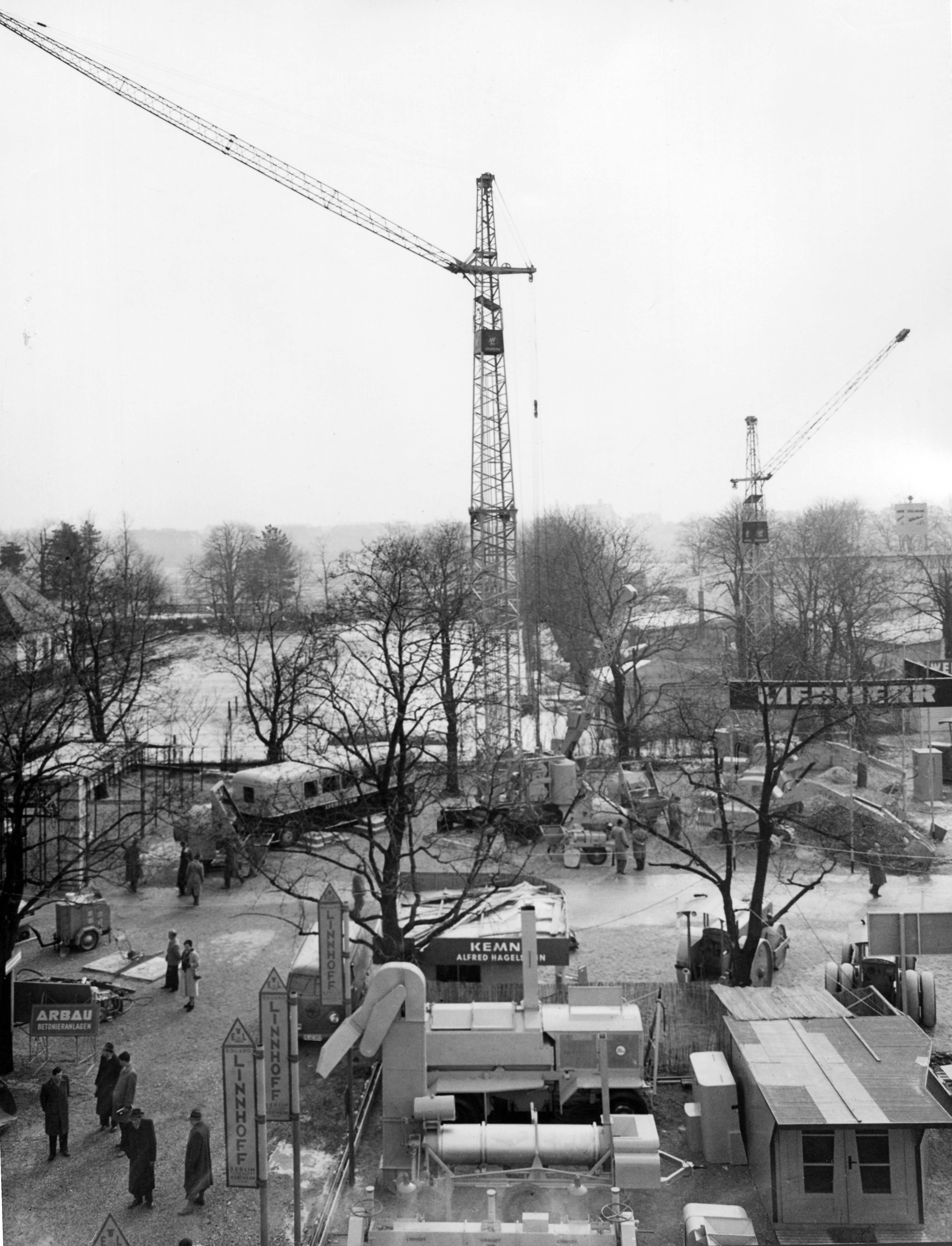 liebherr-stand-bauma-1957