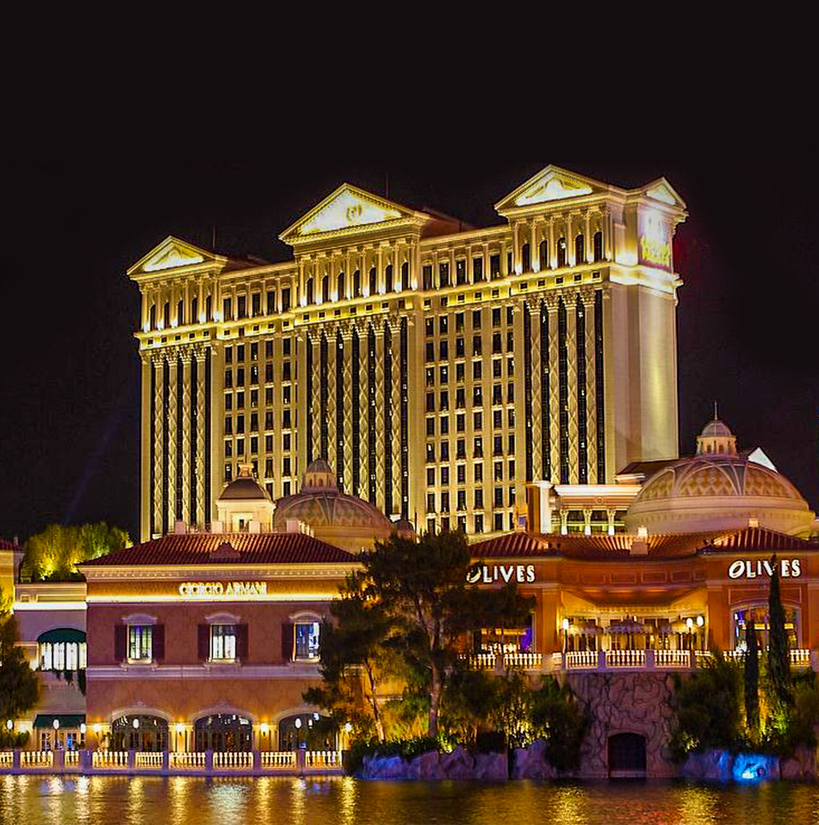 Hochformat_1192x1788px_Caesars_Palace_Neu_01