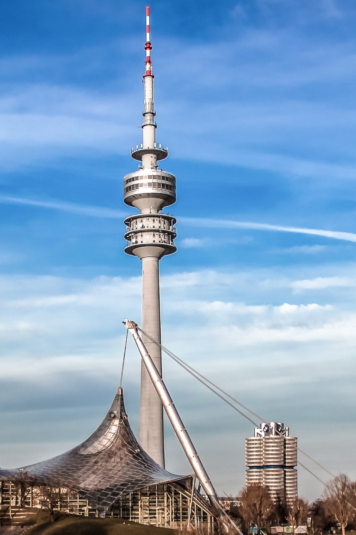 Hochformat_1192x1788px_Fernsehturm_Neu_2-min