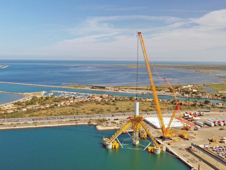 Wind power is learning to swim - Liebherr