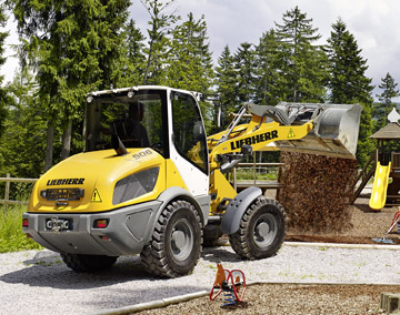 Liebherr presents its new generation of Compact and Stereo Loaders at the GaLaBau 2014 trade fair