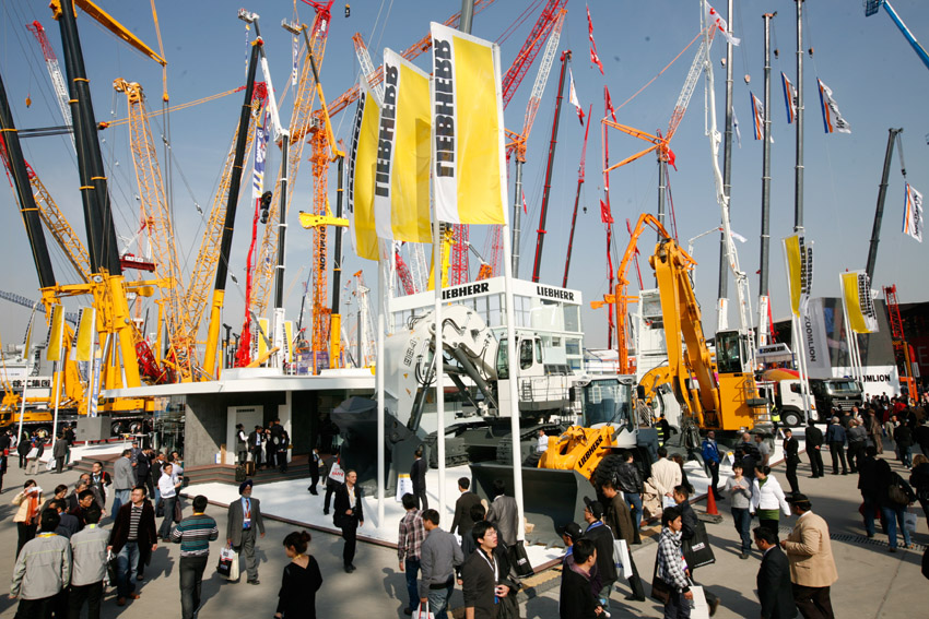 Liebherr at the Bauma China 2014 Trade Fair