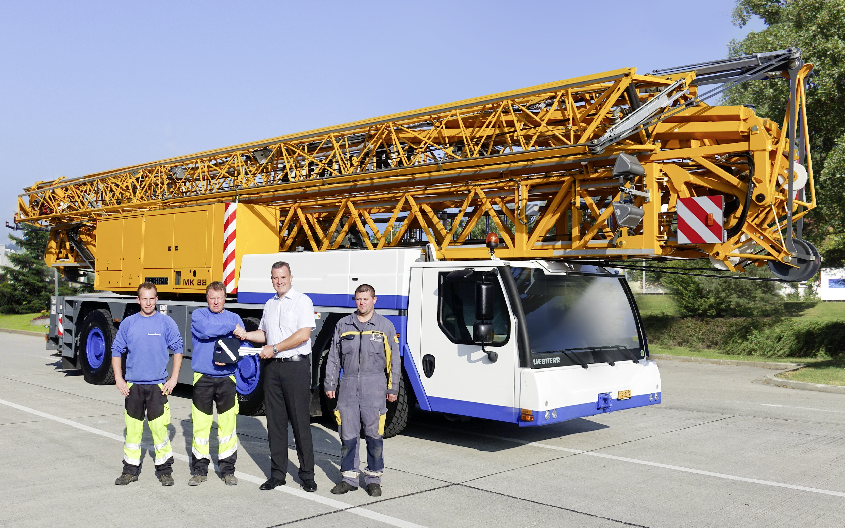 Baumann Kran AG complète son offre par une nouvelle grue mobile MK 88