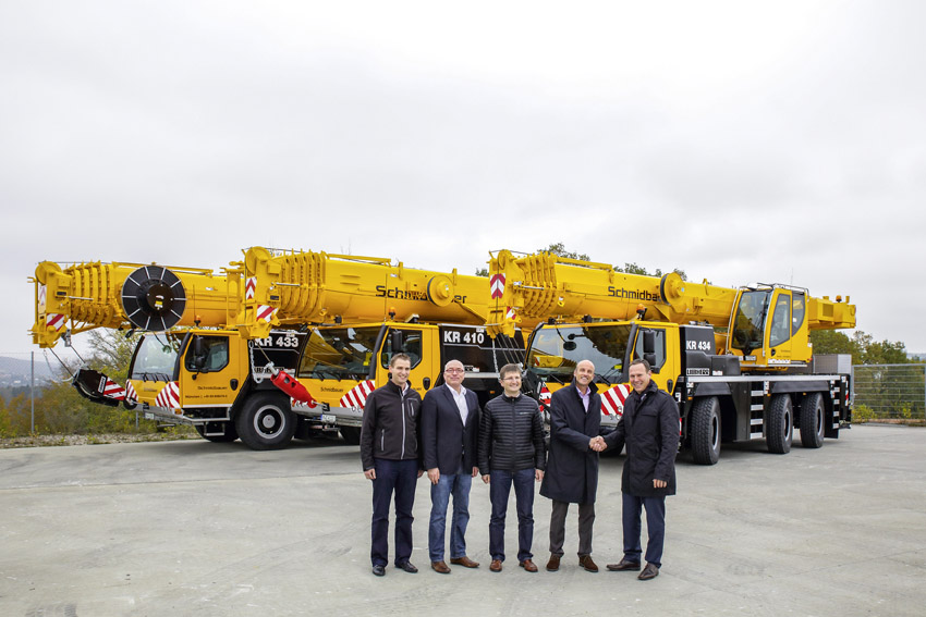 Three new Liebherr mobile cranes for Schmidbauer – successful partnership has lasted for decades