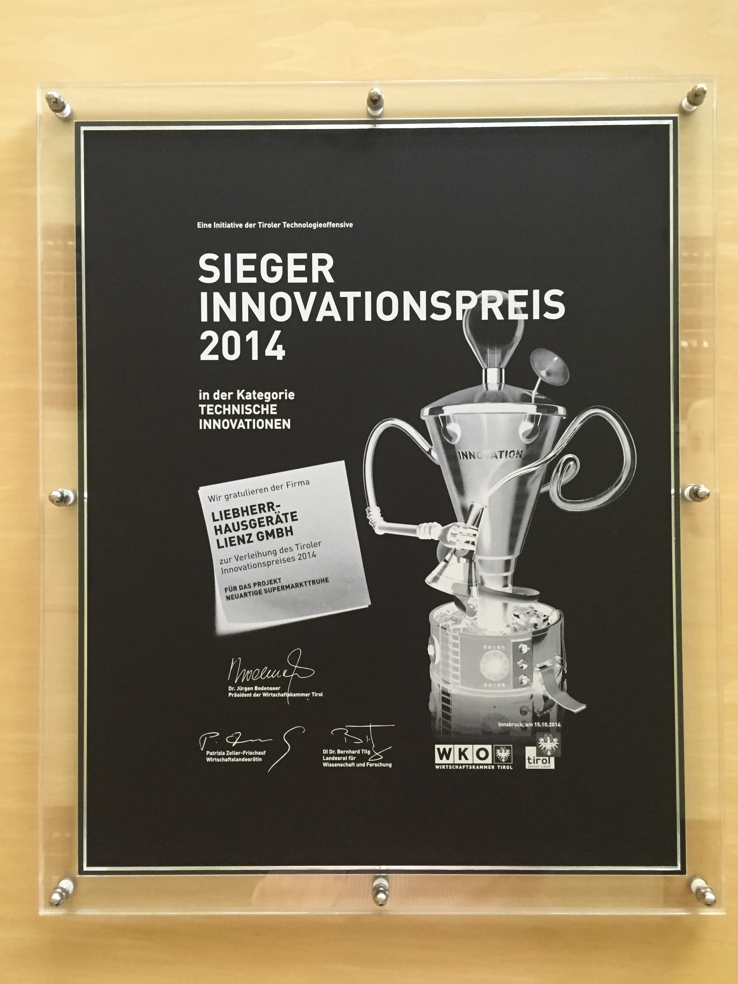 Liebherr-Supermarkttruhen mit Tiroler Innovationspreis 2014 prämiert