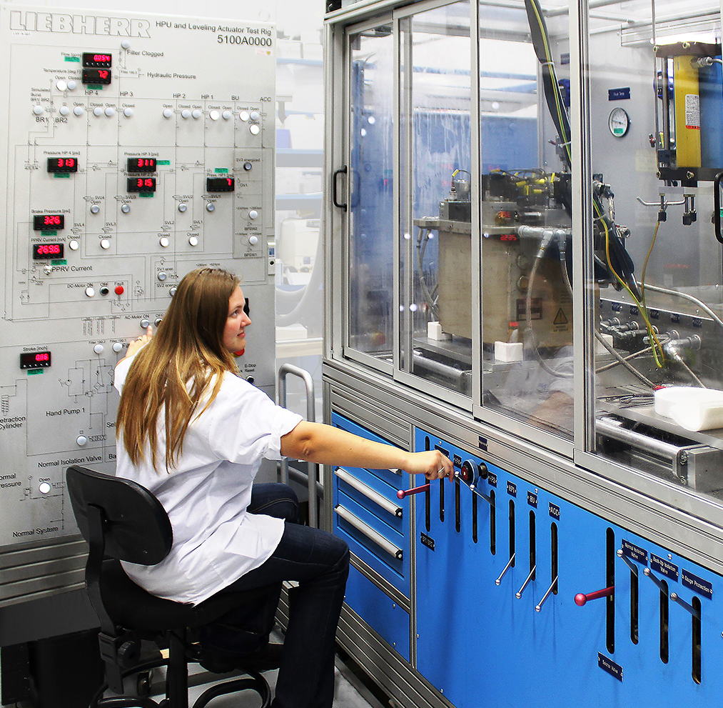 Liebherr Establishes Customer Service Workshop for Rail Transport Equipment in North America