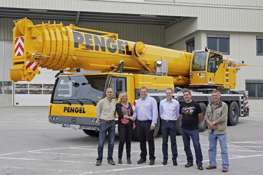 Autokranverleih Pengel invests in Liebherr LTM 1220-5.2 mobile crane
