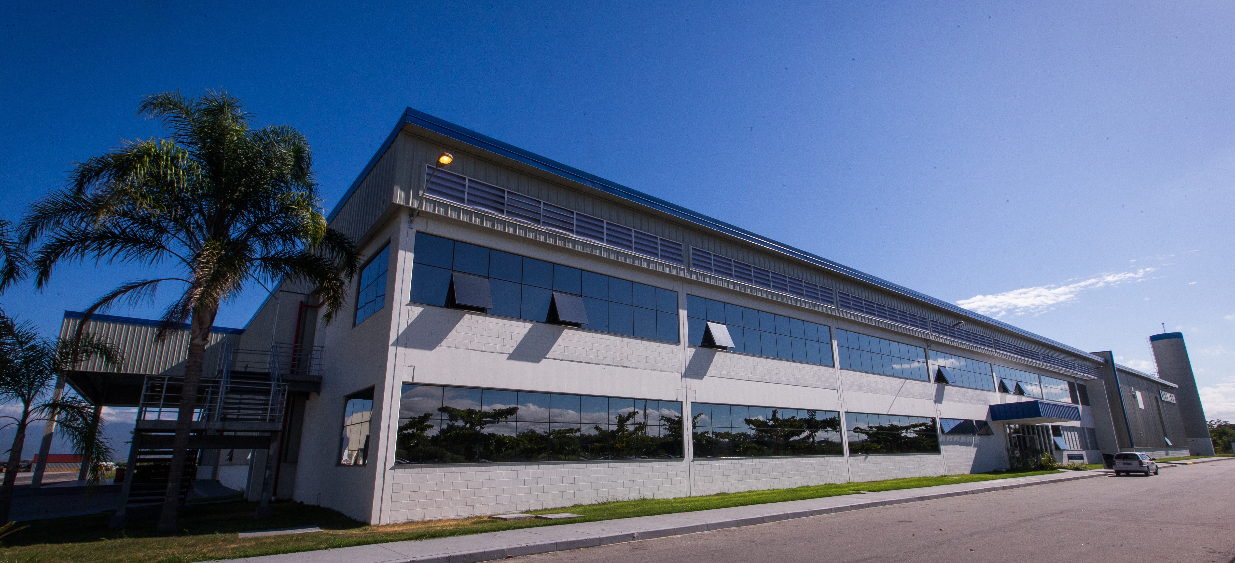 Liebherr Aerospace Brasil Ltda. Receives NBR ISO 14001:2004 Certification