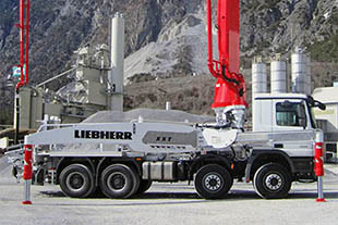 Liebherr at "World of Concrete 2014" in Las Vegas, USA