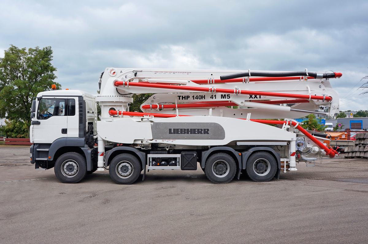 Innovative Truck-Mounted Concrete Pump from Liebherr on Show at the MaskinExpo 2014 in Sweden