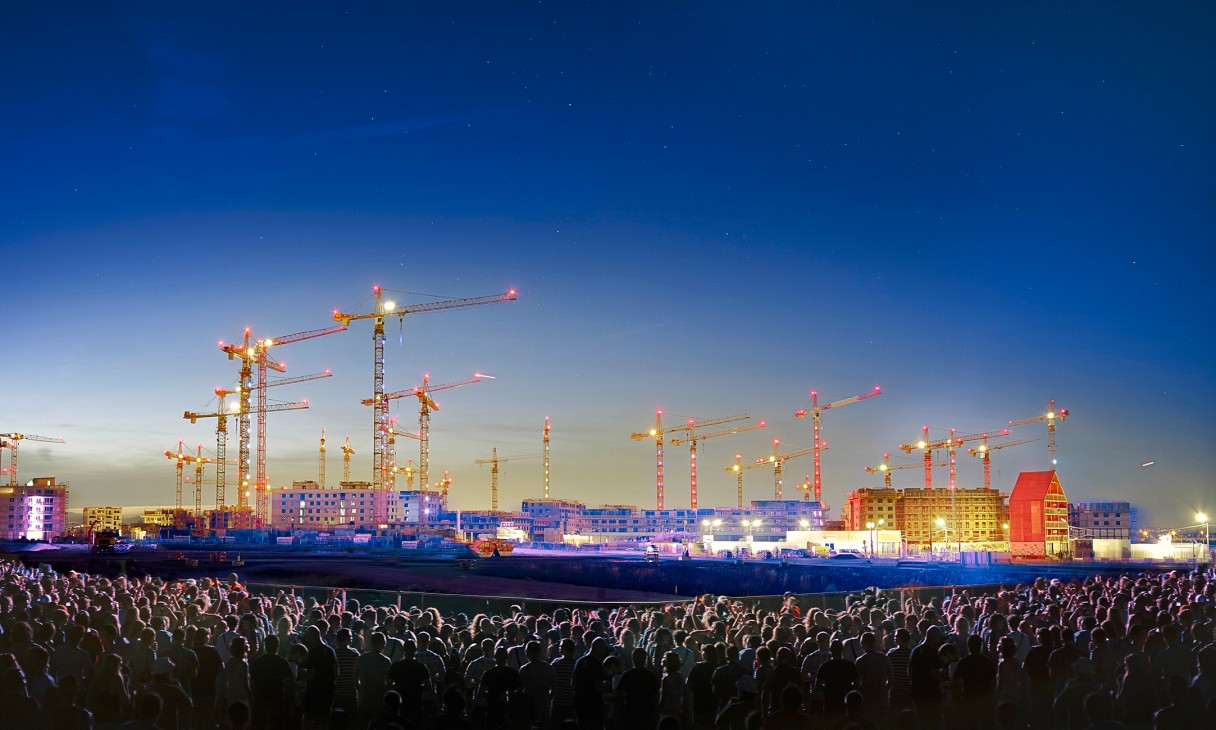 Fleet of over 40 tower cranes at the urban development project “aspern+ Vienna’s Urban Lakeside”