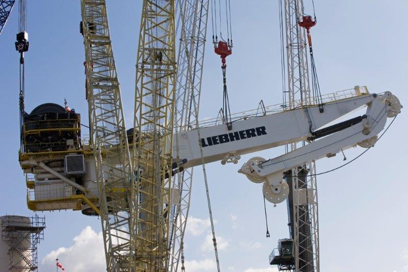 Spectacular single lift of RL-K 7500 subsea crane at Liebherr test bed in Rostock
