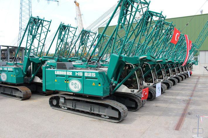 Major contract: delivery of first Liebherr duty cycle crawler cranes to Turkey