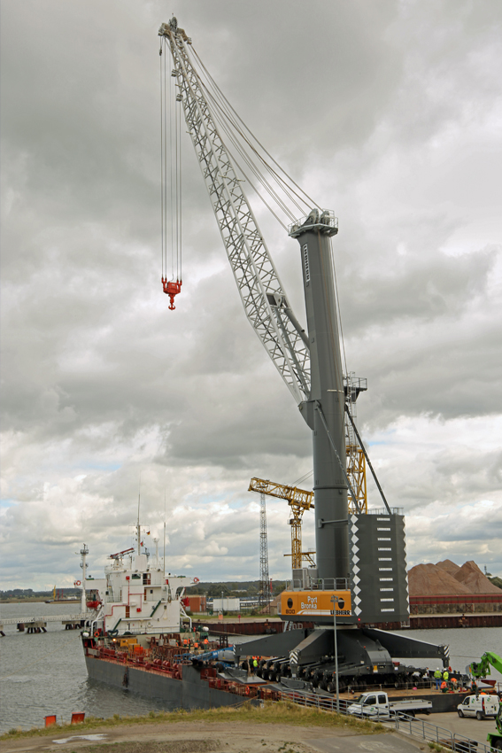 Liebherr entrega la primera LHM 800
