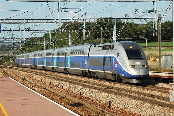 Liebherr supplies heat exchangers for TGV trains
