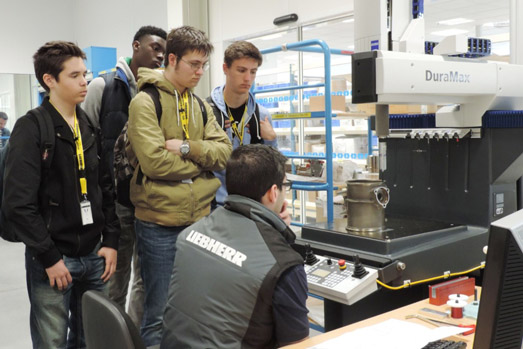 Des étudiants explorent le monde du travail