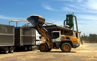 Australian wood pallet manufacturer Dormit Pty Ltd changes entire wheel loader fleet to Liebherr
