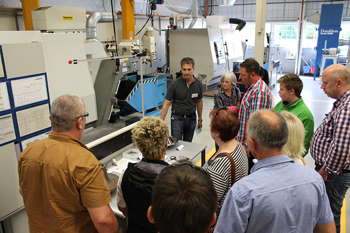 Liebherr-Aerospace öffnet Werkstore in Friedrichshafen