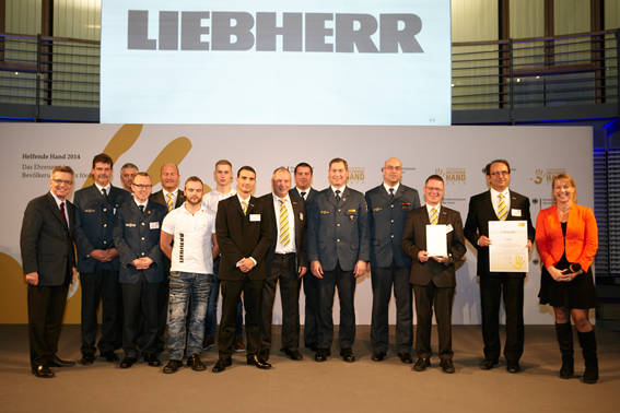 Jetzt abstimmen - Liebherr für den Deutschen Engagementpreis nominiert