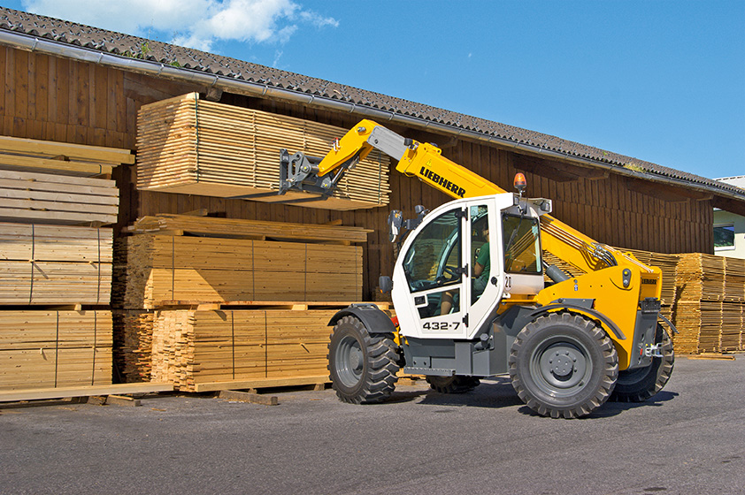Liebherr and Claas agree OEM partnership