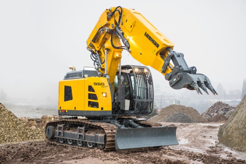 Launch of new Liebherr R 950 Tunnel crawler excavator on the global market Liebherr