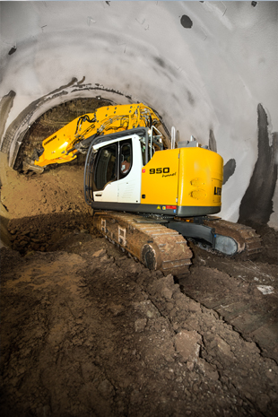 Launch of new Liebherr R 950 Tunnel crawler excavator on the global market Liebherr