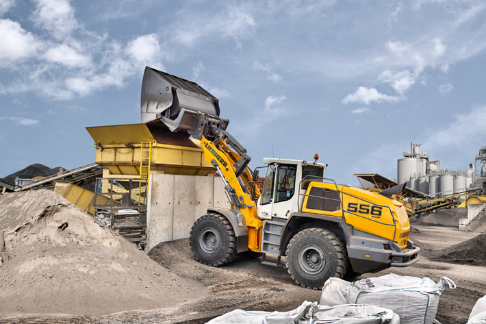 Liebherr XPower® wheel loaders with power-split driveline tested over 70,000 operating hours