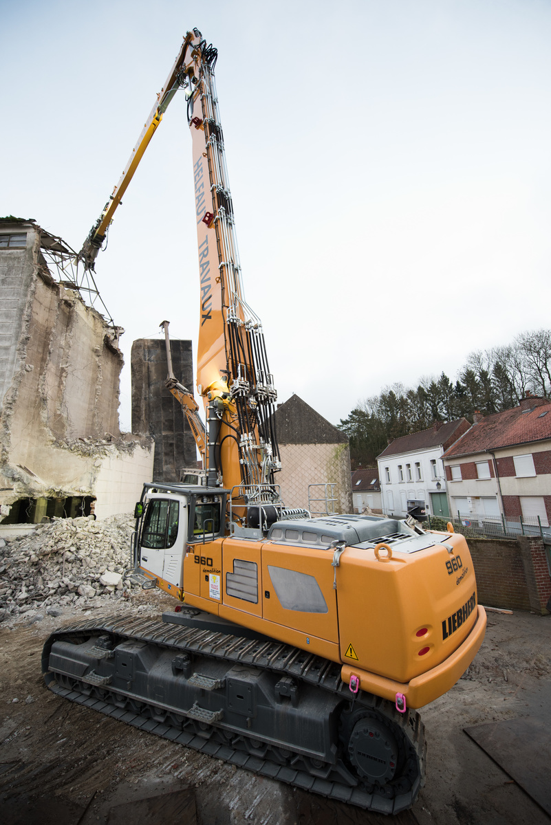 Liebherr r960 new arrivals