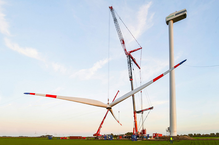 LTM 1750-9.1 mobile crane shows its efficiency at wind farm