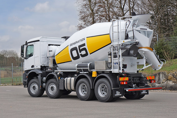 Más aplicaciones del cliente: La nueva generación 05 de camiones hormigonera de Liebherr en Bauma 2016