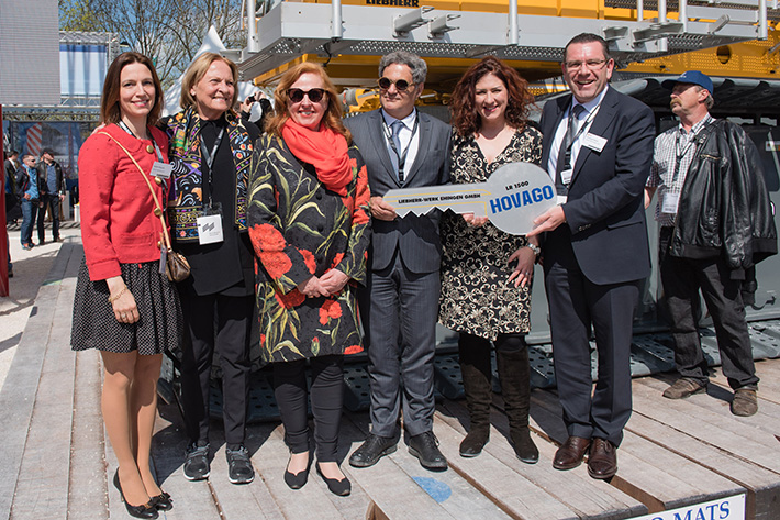 Successful market launch of the LR 1500 crawler crane