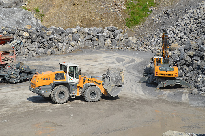 Effizient und kraftvoll - XPower-Radlader von Liebherr in Vorarlberg