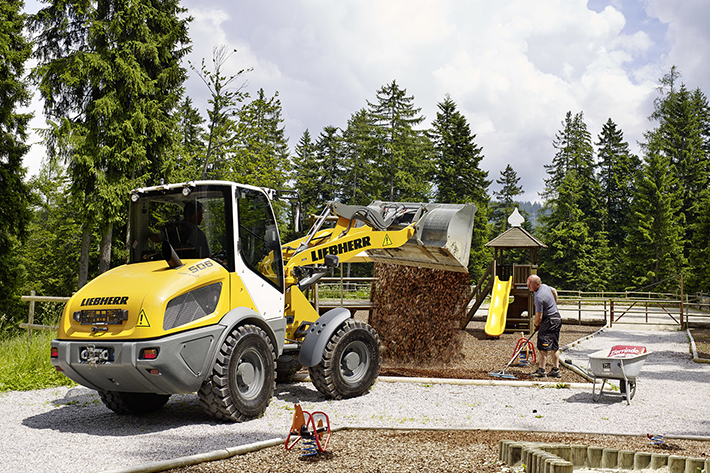 Compact and Stereo Loader: Liebherr showcases practical wheel loaders for diverse applications at GaLaBau 2016 