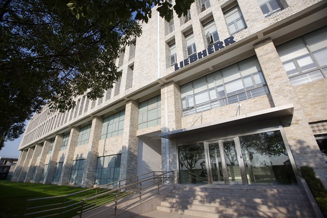 Liebherr-Aerospace Celebrates Extension of its Center for Liaison and Customer Service in Shanghai