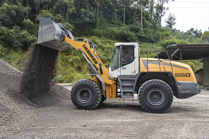 Greatest Level of Efficiency in All Applications: Liebherr Wheel Loader L 550 at Bauma Conexpo India 2016 