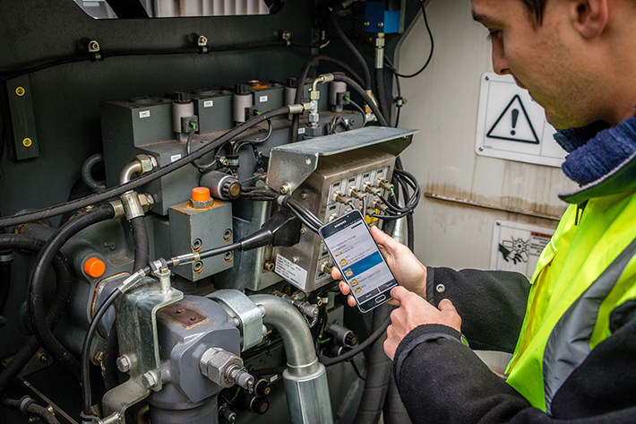 The “Liebherr Mining Torque Table” App - A new assistant for service technicians