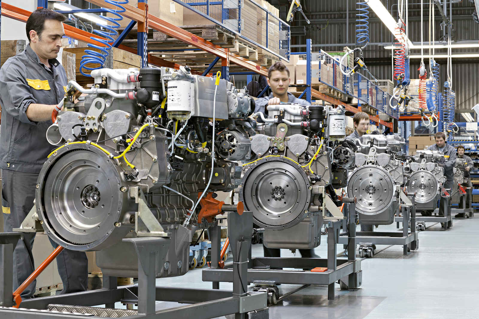 John Deere Power Systems and Liebherr Machines Bulle announce engine collaboration