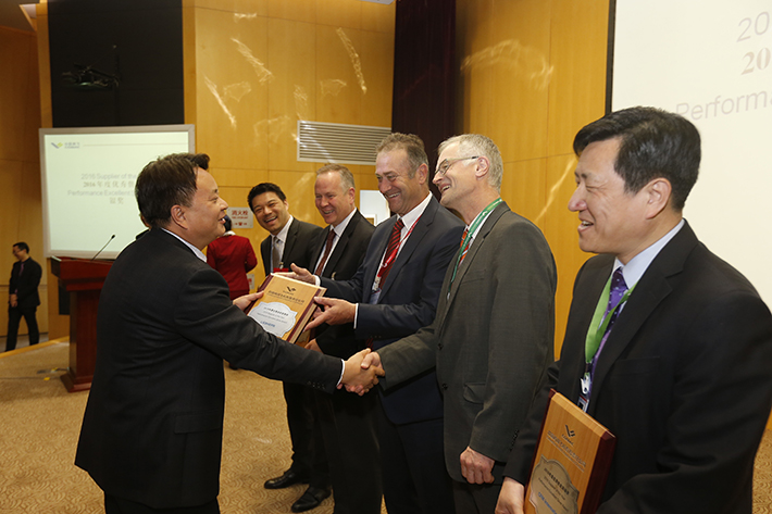 Liebherr-Aerospace receives Silver Award from COMAC
