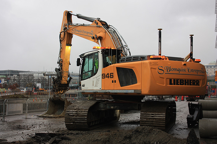 Liebherr R 946 crawler excavator proves itself at Swedish company S Blomquist Entreprenad AB