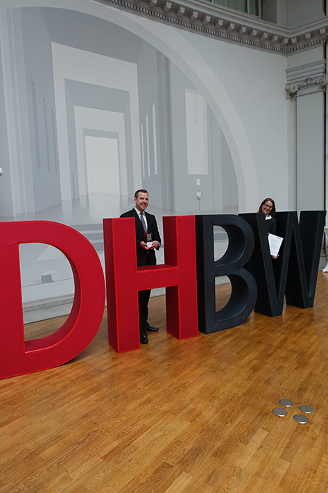 Liebherr gewinnt den DHBW Award für das beste duale Studienkonzept