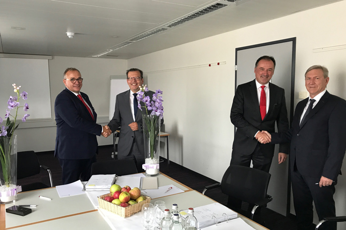 Liebherr and Deutz sign cooperation agreement for the distribution and servicing of diesel engines