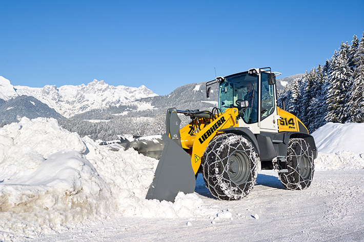 New Liebherr Stereoloaders® as general-purpose machines in the fight against snow and ice