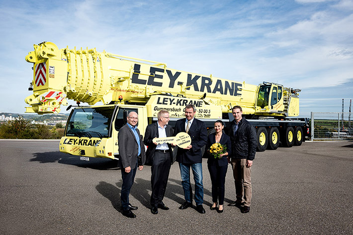 Delivery of first Liebherr LTM 1450-8.1 mobile crane 