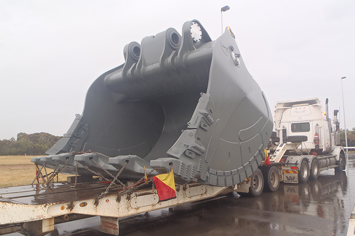 Liebherr-Australia Delivers the First Custom-Made R 9800 HP Bucket