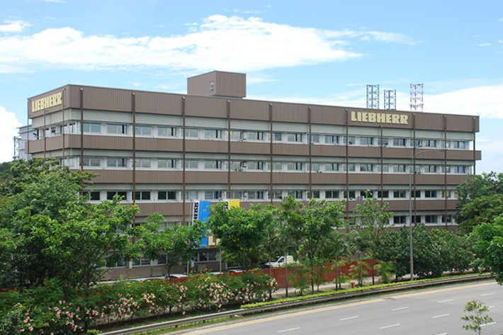 Liebherr-Aerospace at Singapore Air Show 2018 – Customer Services for the Asia Pacific Rim Region